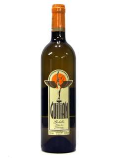 Caso dos vinhos brancos Guitián Godello Sobre Lías